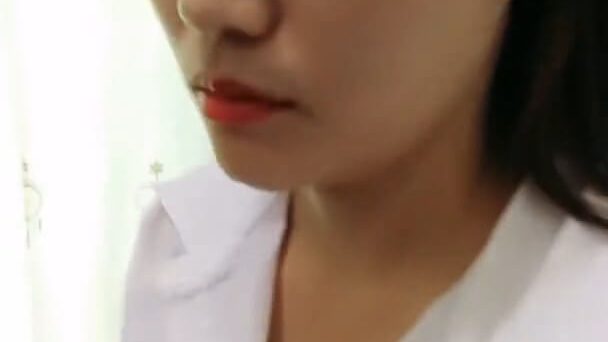 中國大陸黑絲老師劉婷在家中被征服，後入舒服性愛情色影片