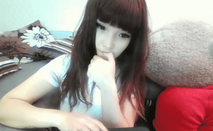 像娃娃的正妹女主播有美乳