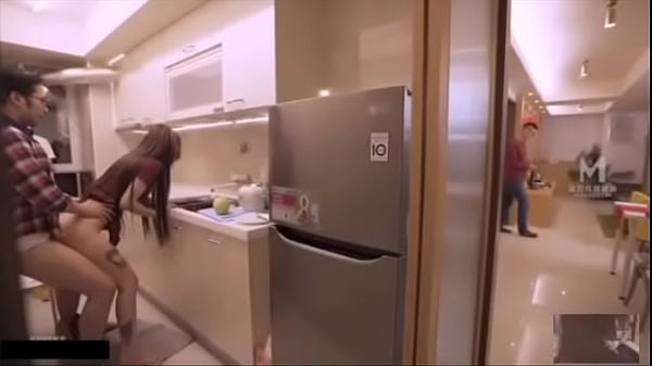 新年特别节目-在家人后面做爱