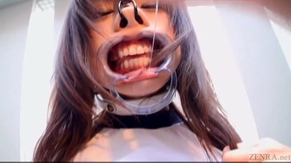 Subtitled weird Japanese face destruction shaved schoolgirl