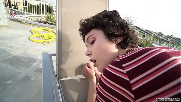 LinaLynn´s Urlaubsflirt Eskaliert – AO-Sex am Hotelpool ! Hoffentlich Erwischt Mich Keiner!